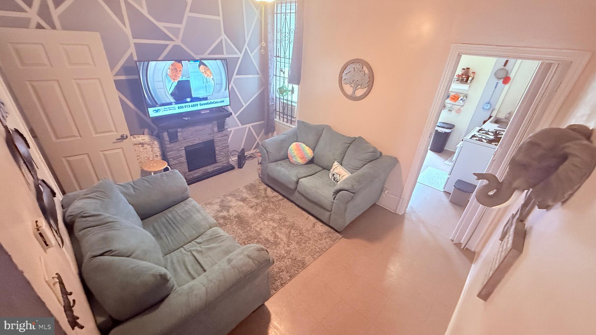 KENSINGTON - Residential