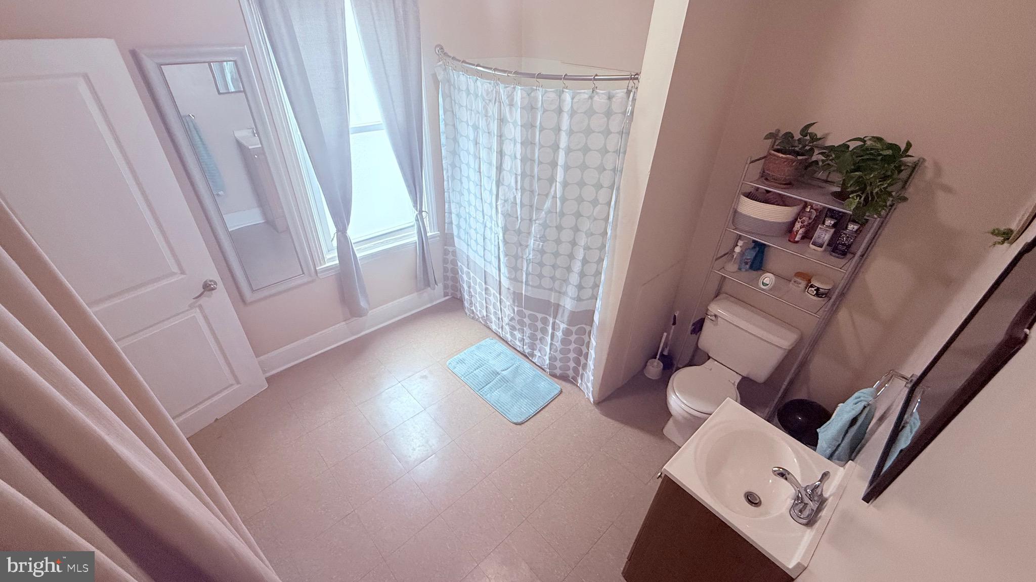 KENSINGTON - Residential