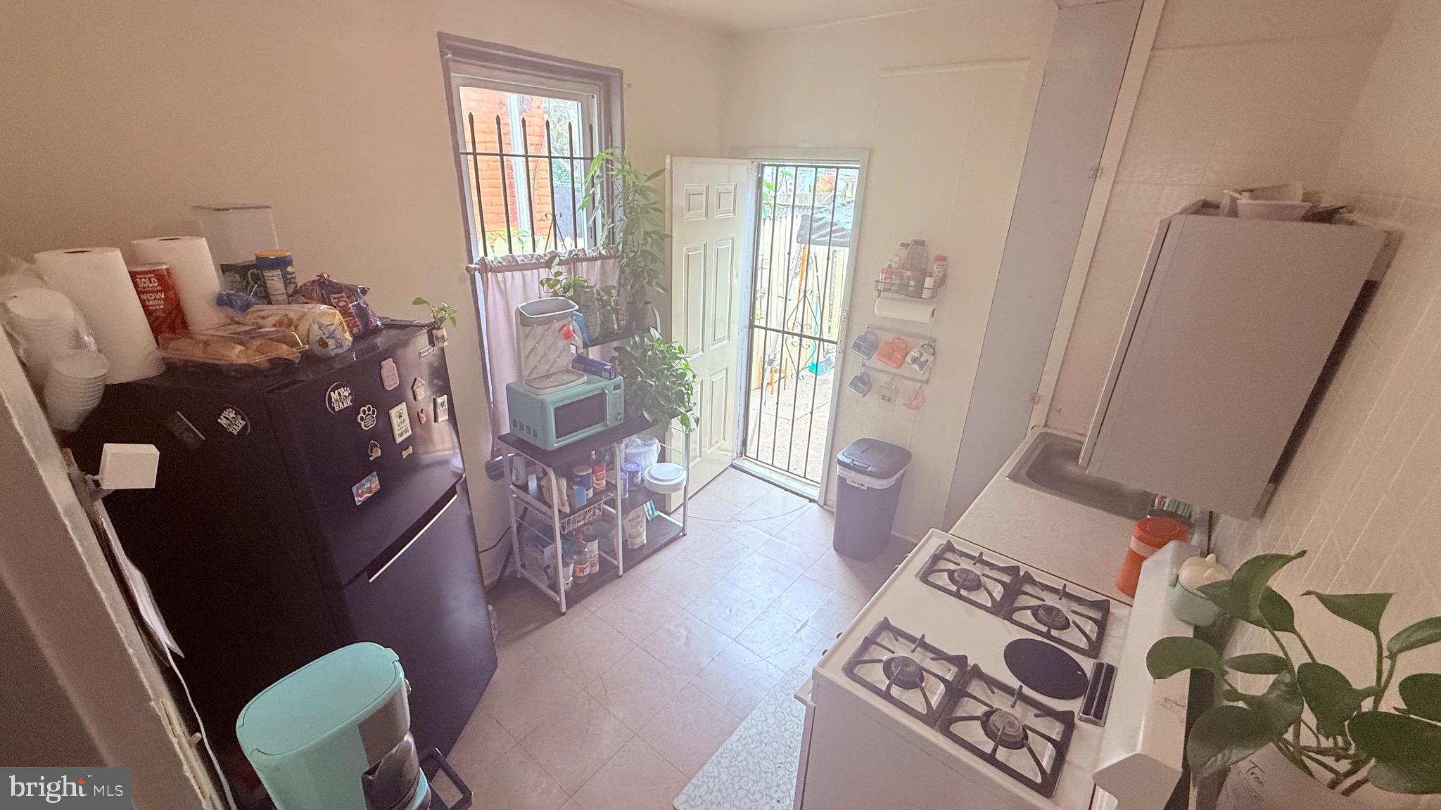 KENSINGTON - Residential