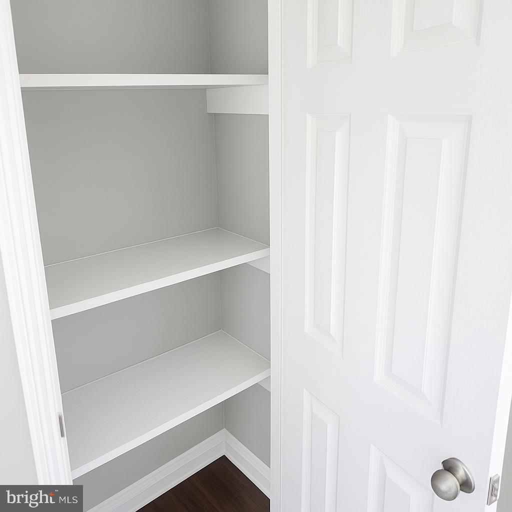 BELAIR-EDISON - Residential