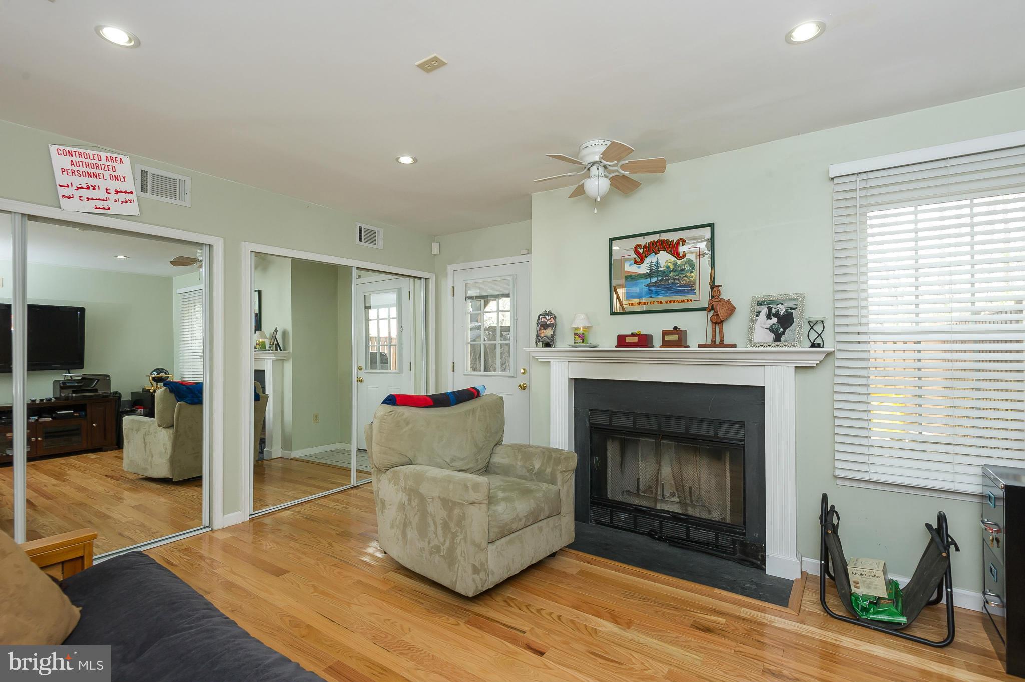 SEVEN OAKS - Residential