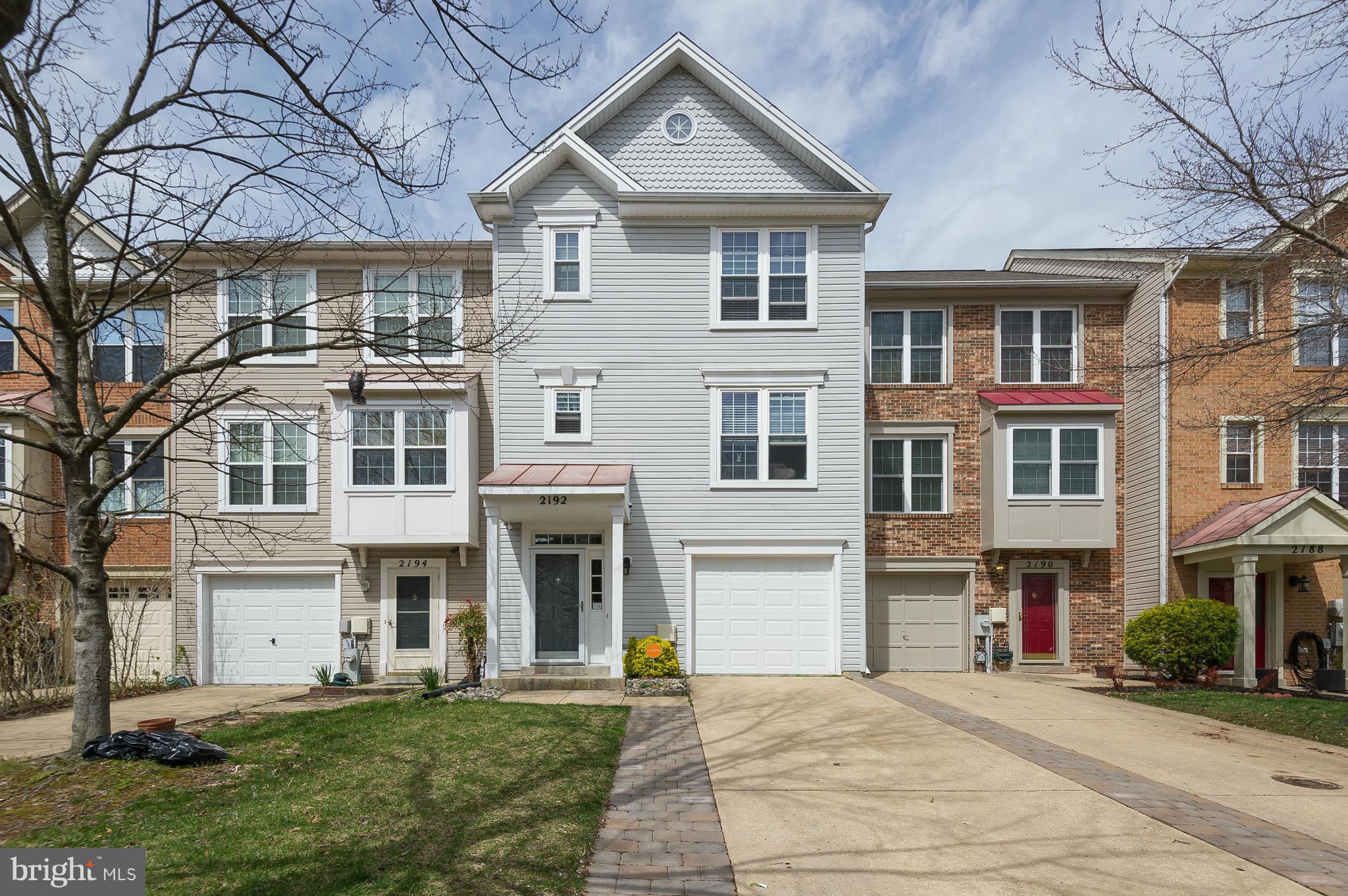 SEVEN OAKS - Residential