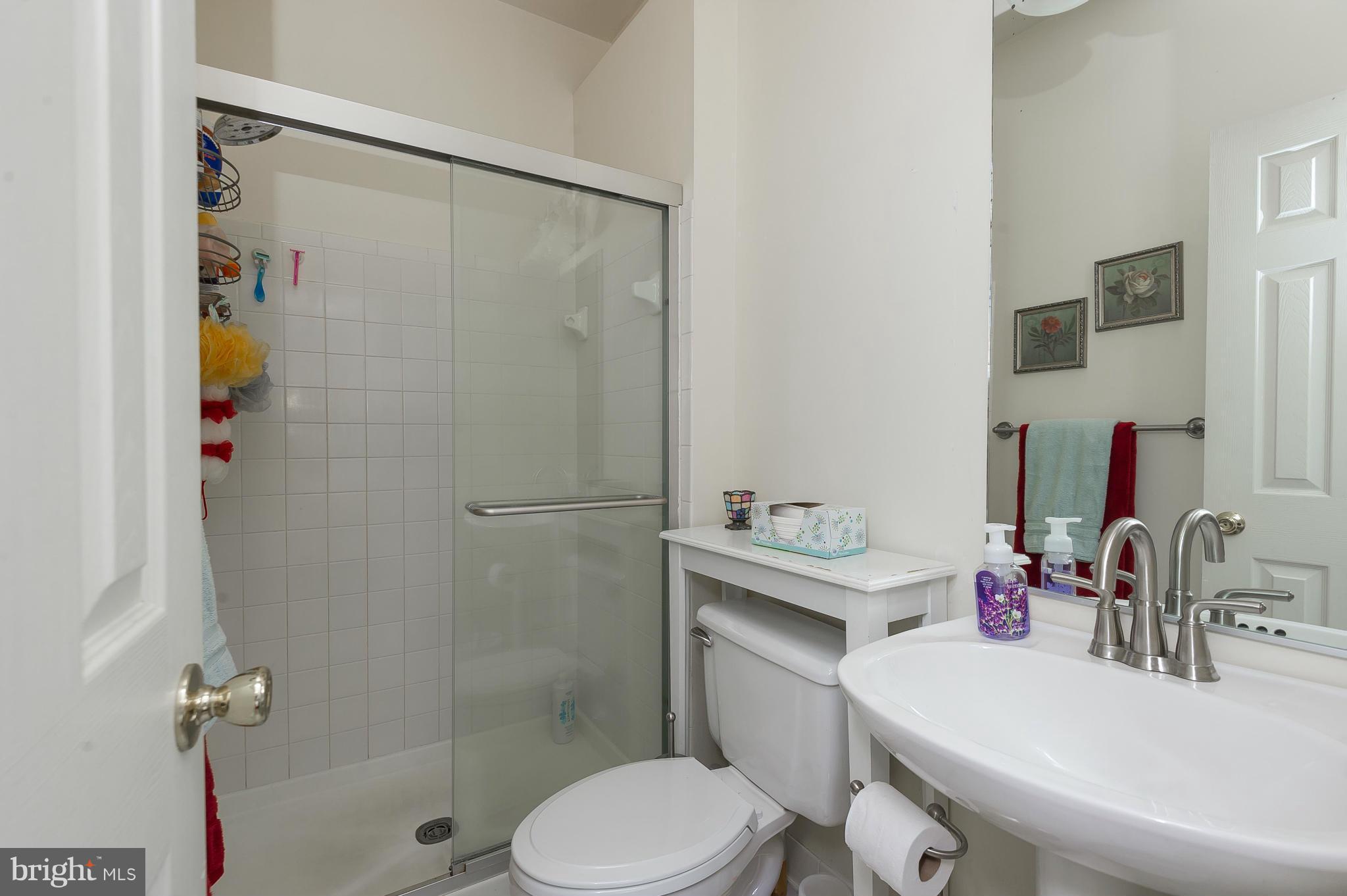 SEVEN OAKS - Residential