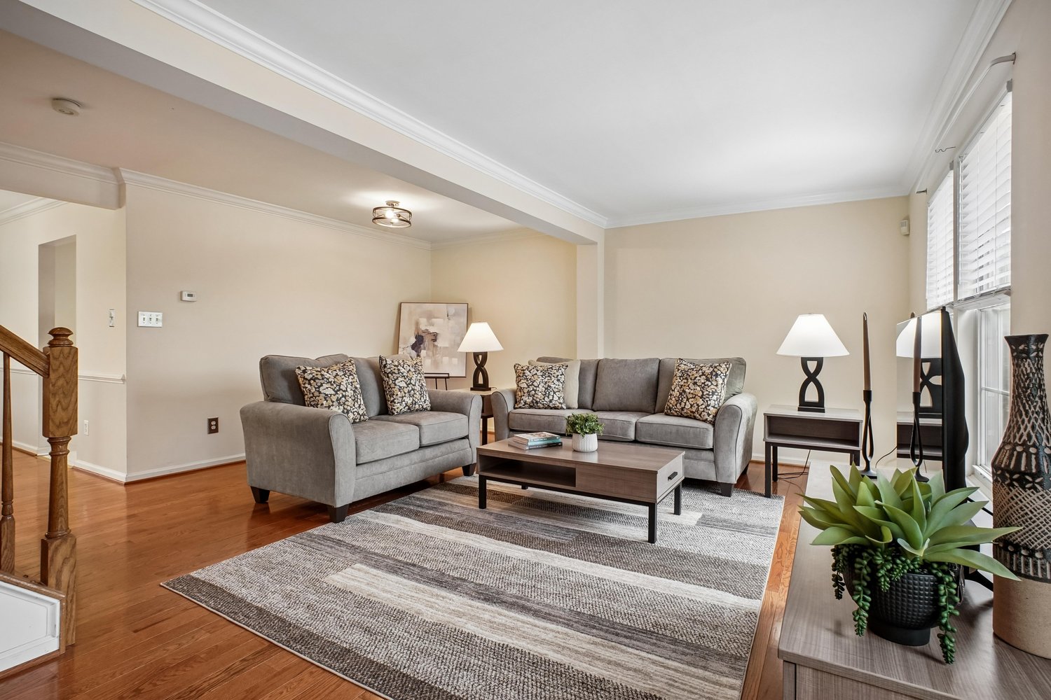 7496 GADSBY SQUARE