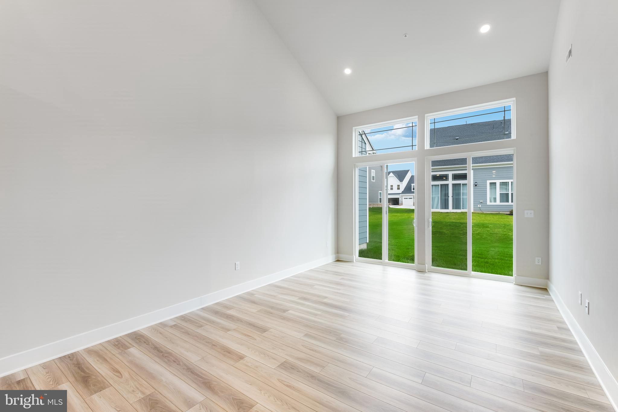 ST CHARLES - Residential