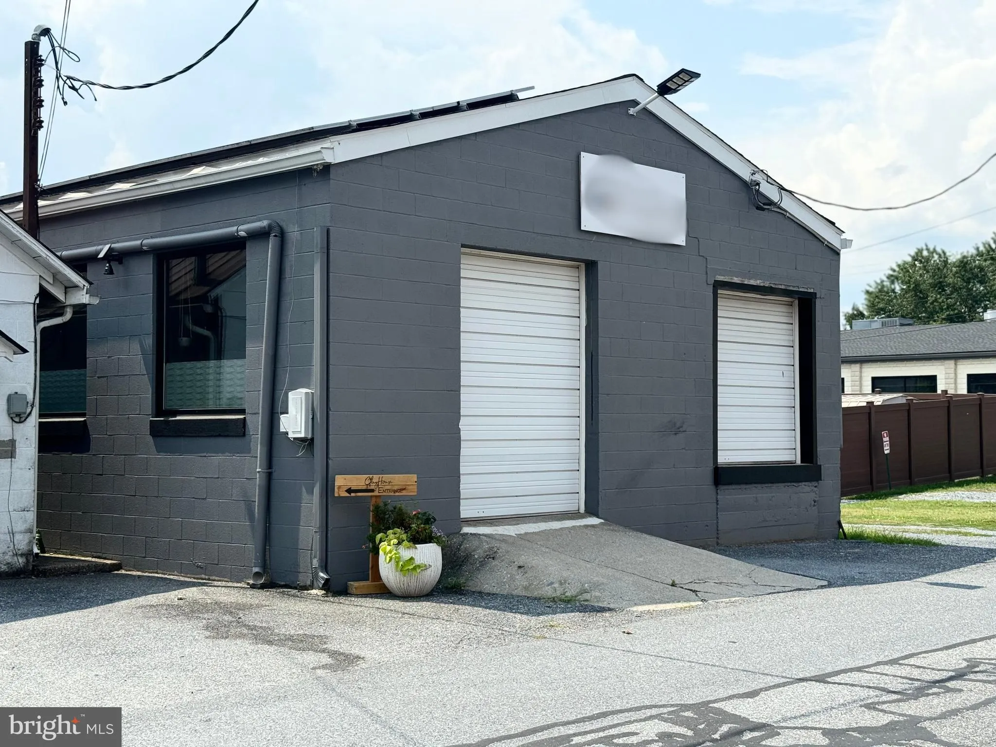 Manheim, Pennsylvania 17545, United States, ,Commercial,Active,86947