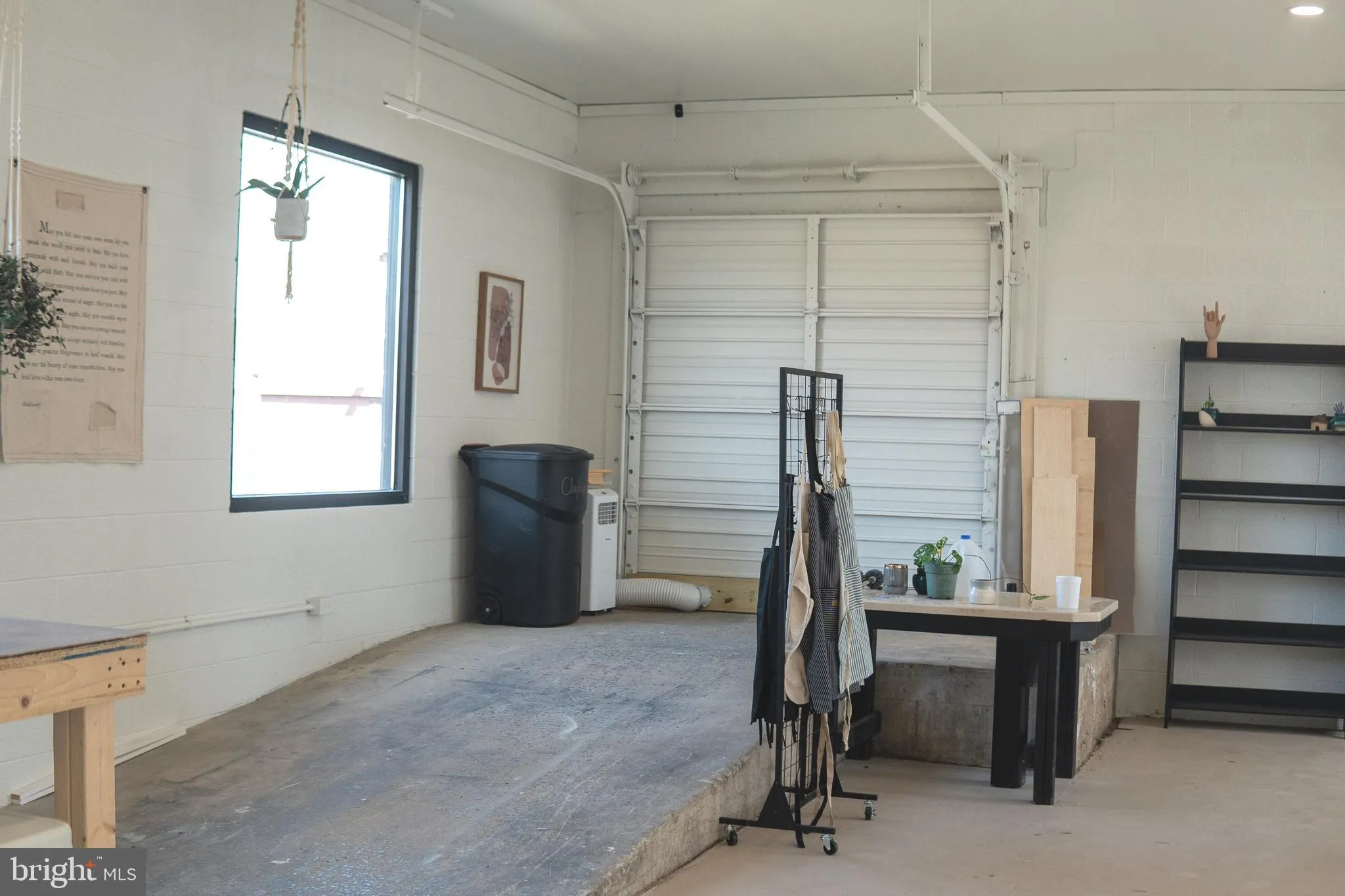 Manheim, Pennsylvania 17545, United States, ,Commercial,Active,86947