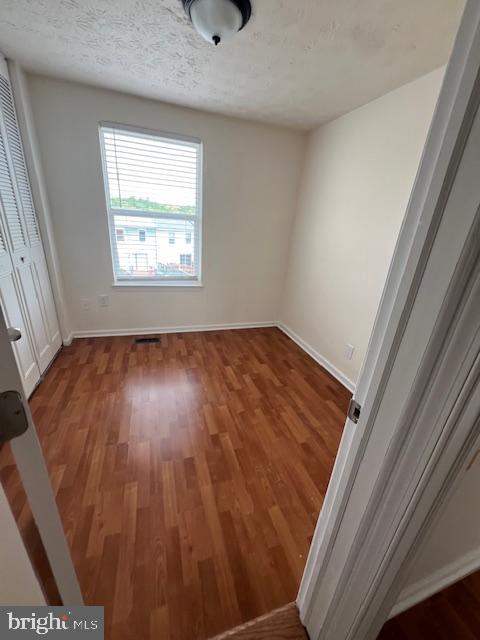 CALVERTON TOWNES - Residential