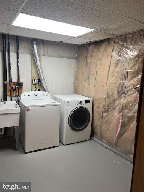 CALVERTON TOWNES - Residential