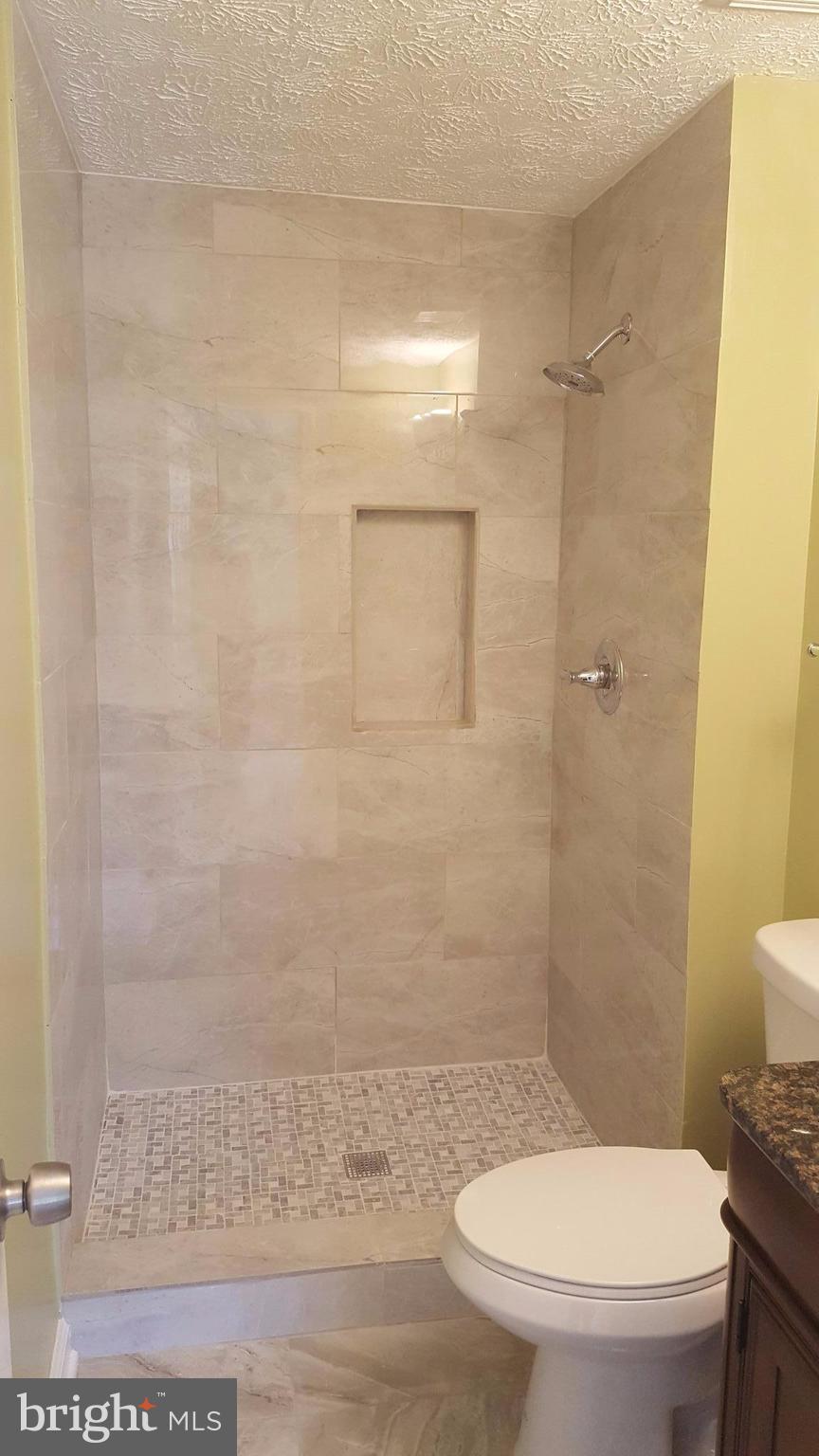 GREEN HOLLY WOODS PLAT T - Residential