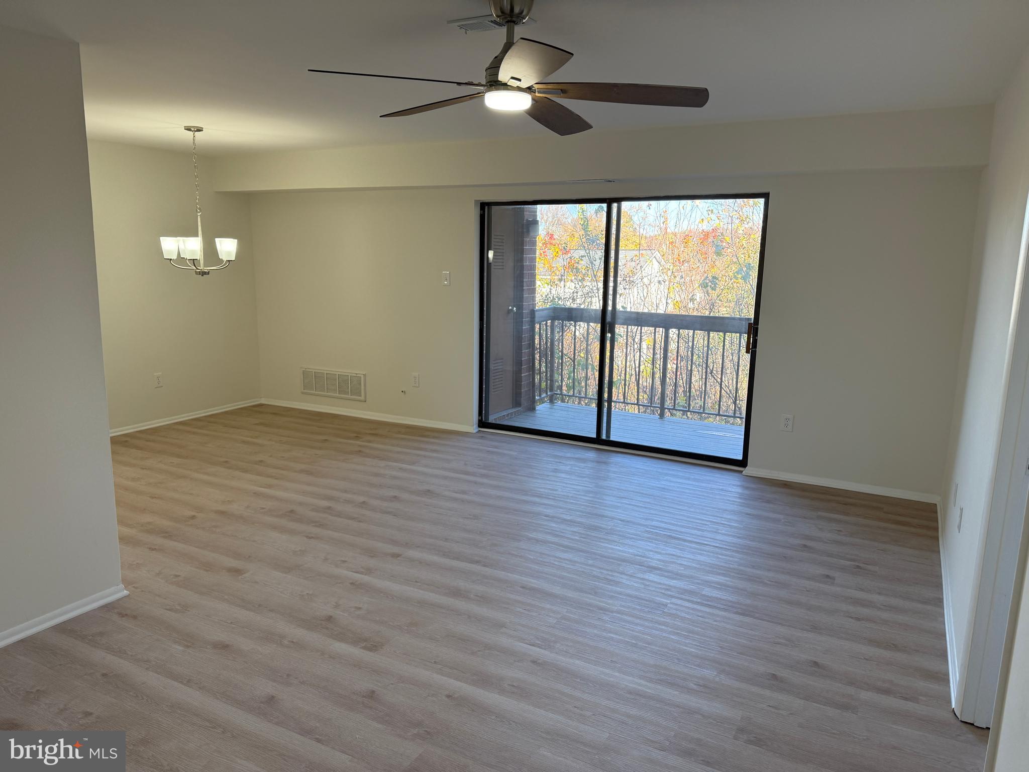 SUN VALLEY CONDOMINIUMS - Residential