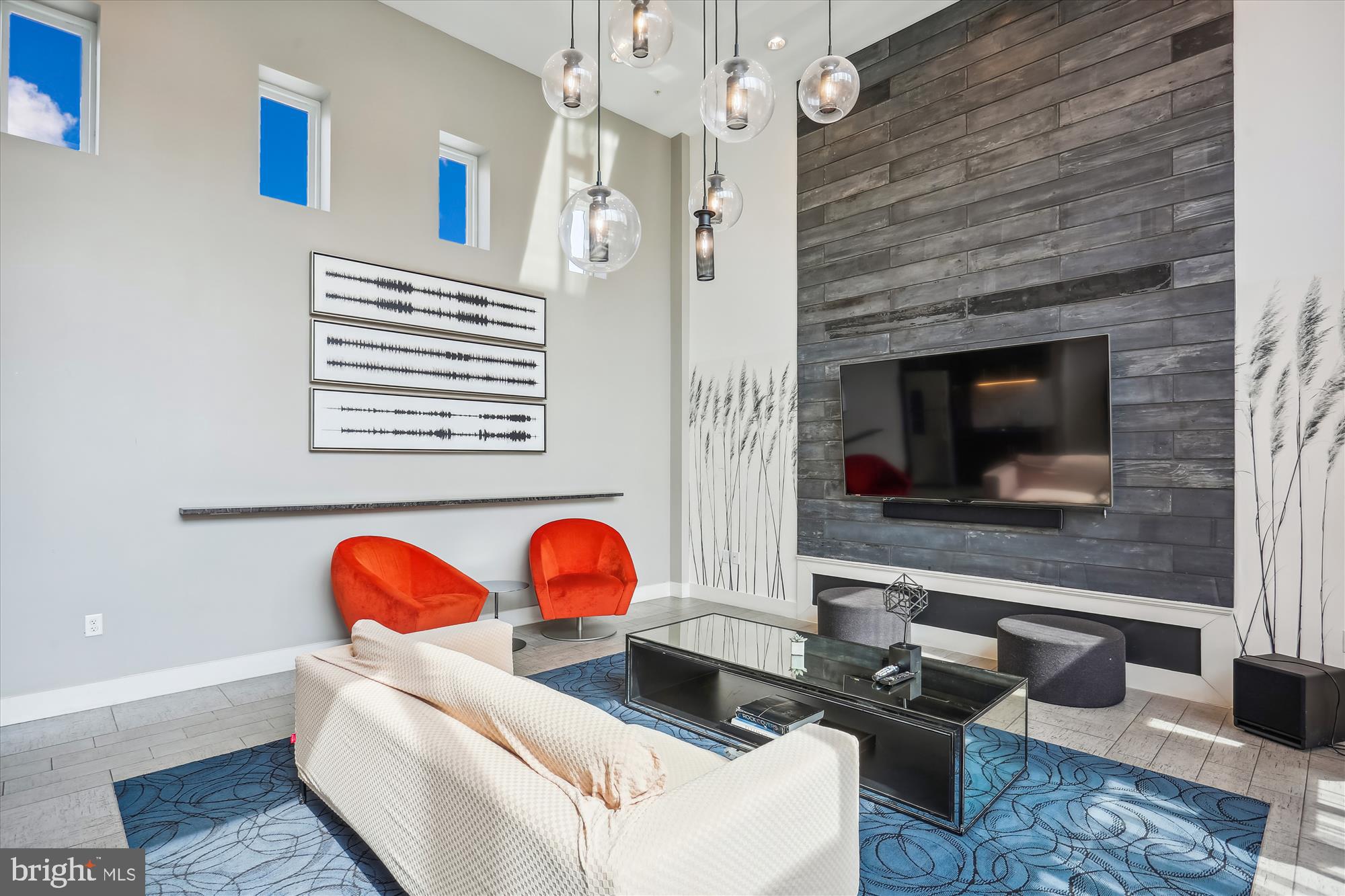 DOWNTOWN SILVER SPRING - Residential