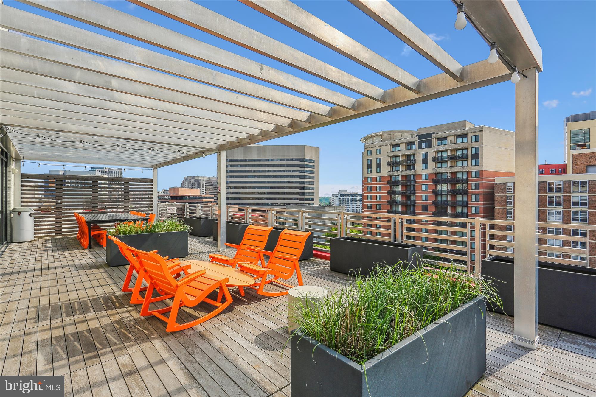 DOWNTOWN SILVER SPRING - Residential