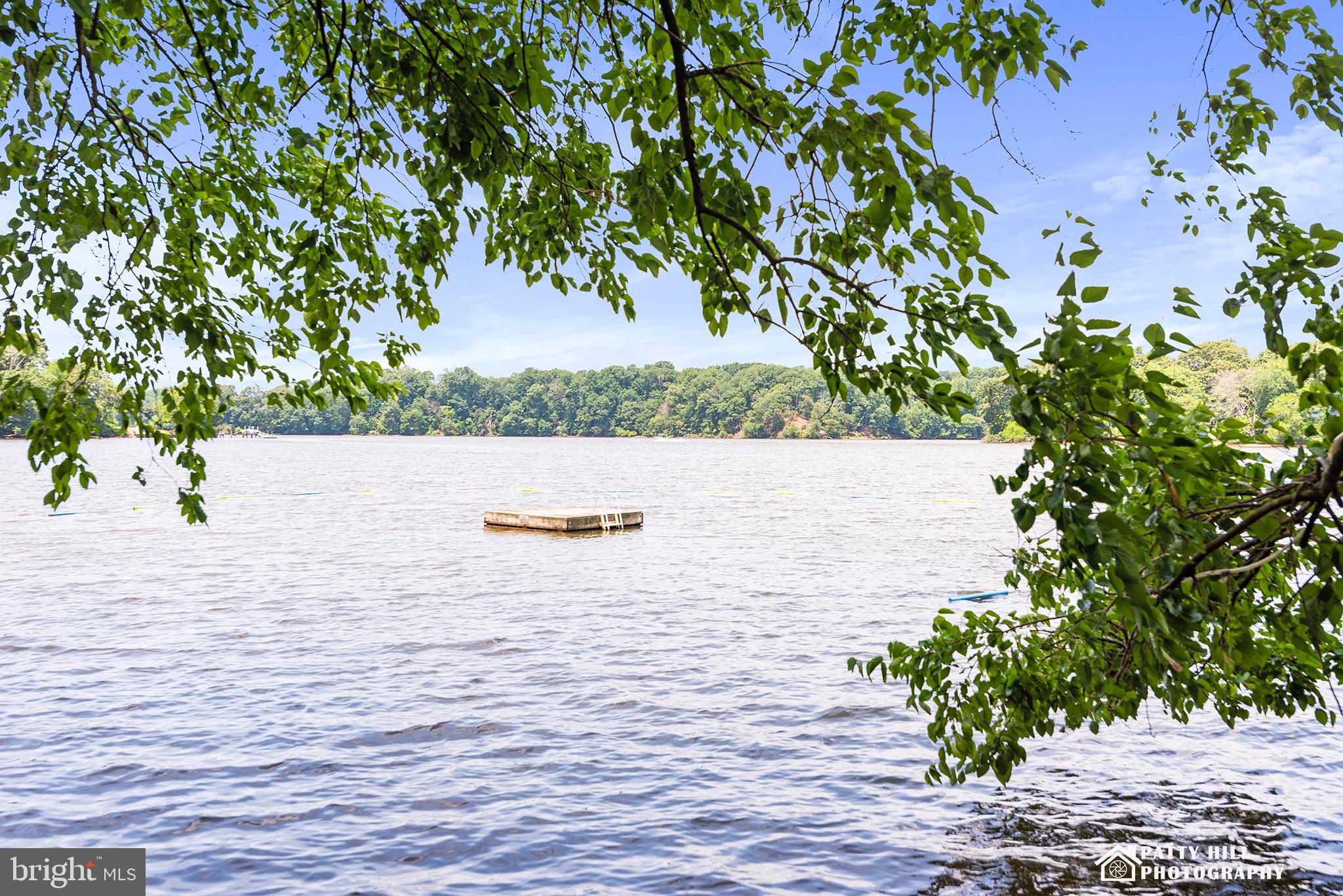 WELL BOTTOM COVE - Residential