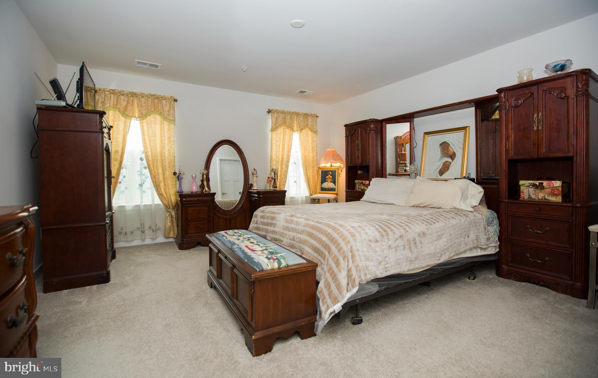 NORBOURNE PARK - Residential