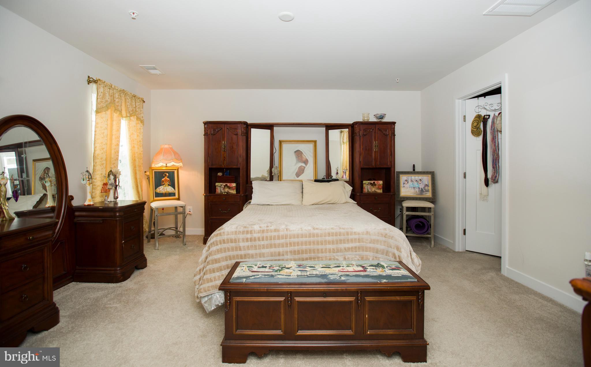 NORBOURNE PARK - Residential