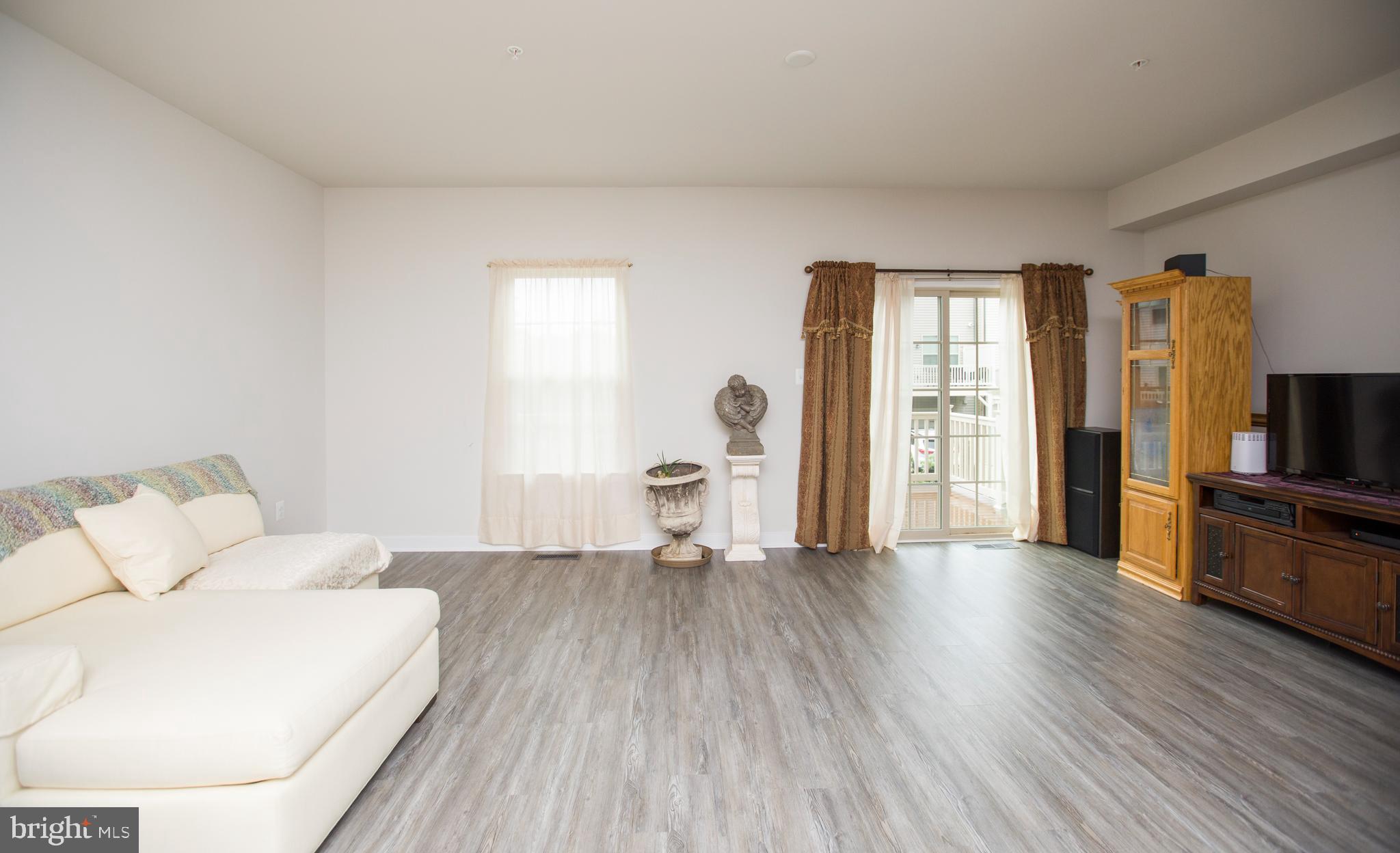 NORBOURNE PARK - Residential