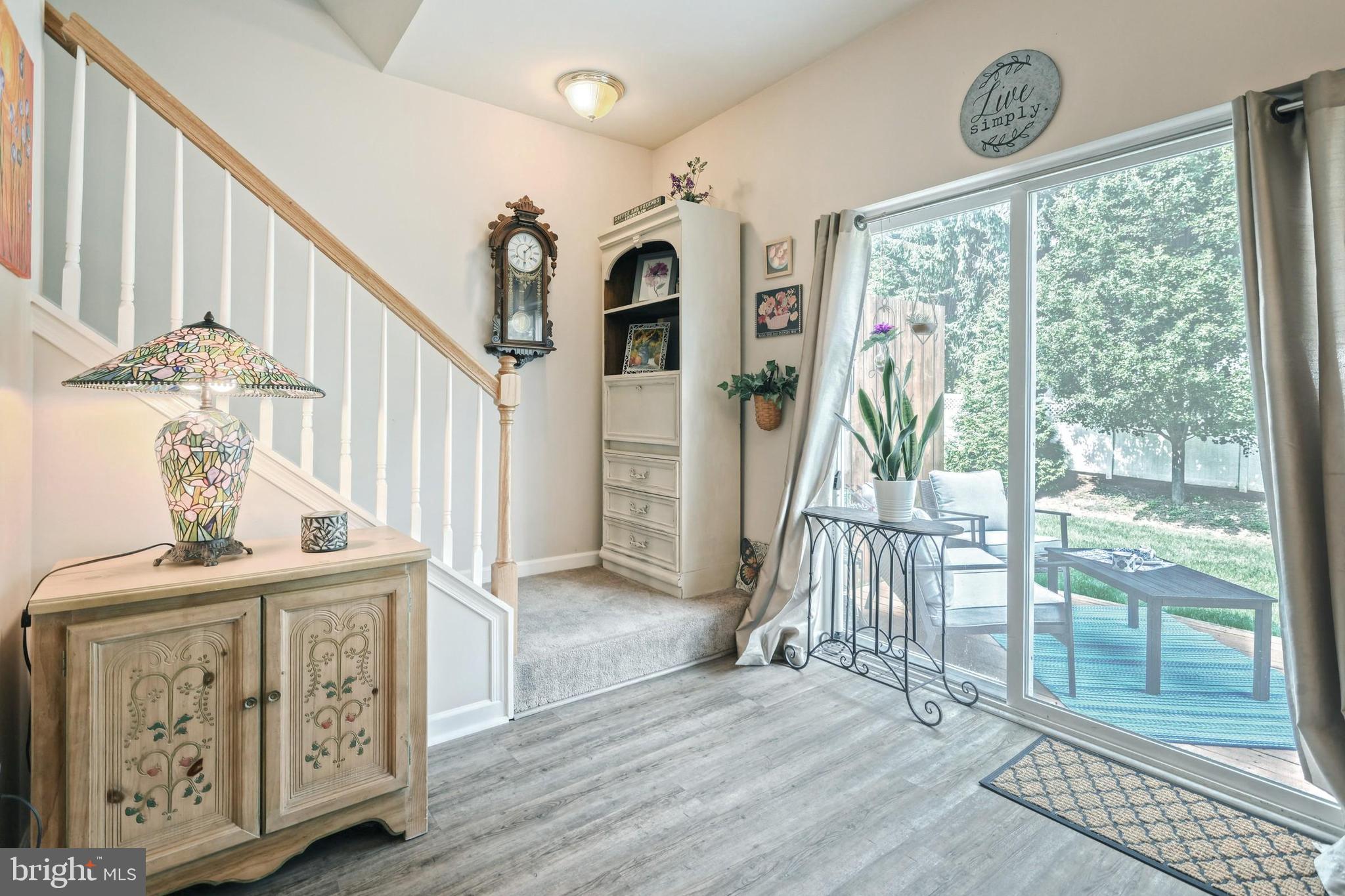 IVY GREENS - Residential