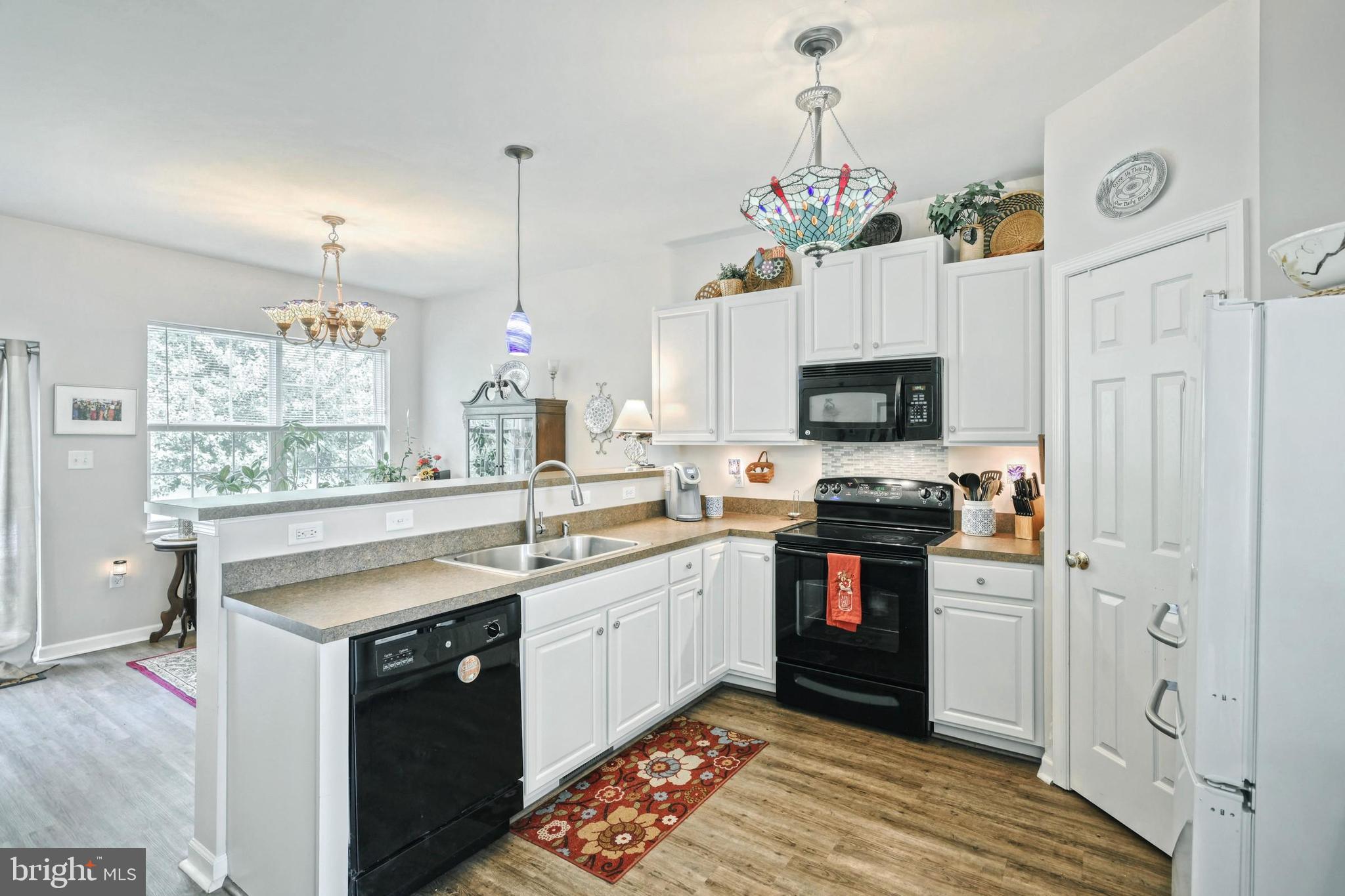 IVY GREENS - Residential