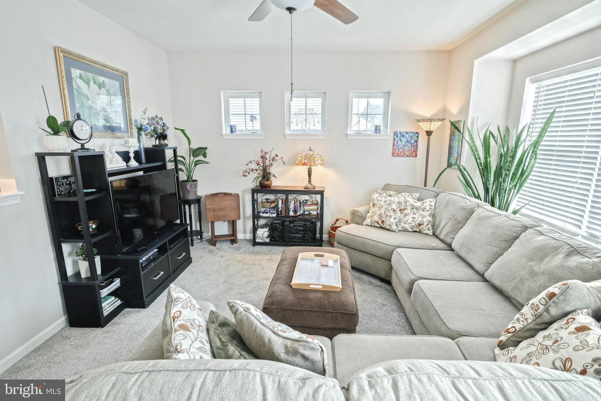 IVY GREENS - Residential