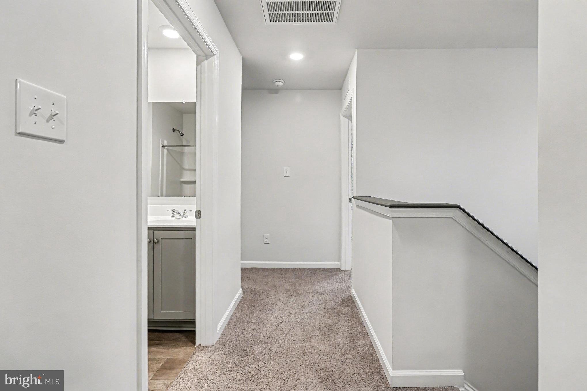 LADYSMITH VILLAGE - Residential