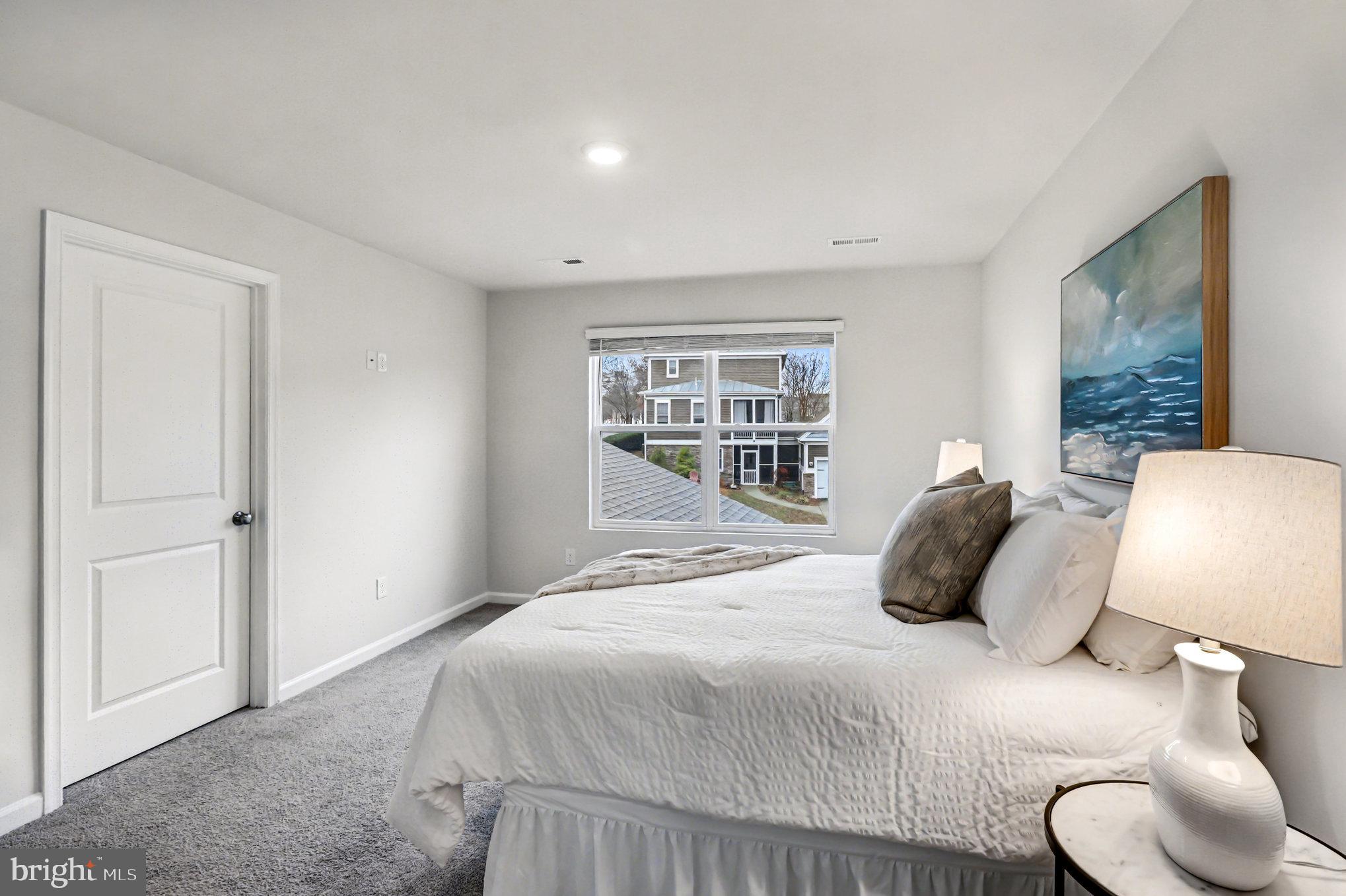 LADYSMITH VILLAGE - Residential