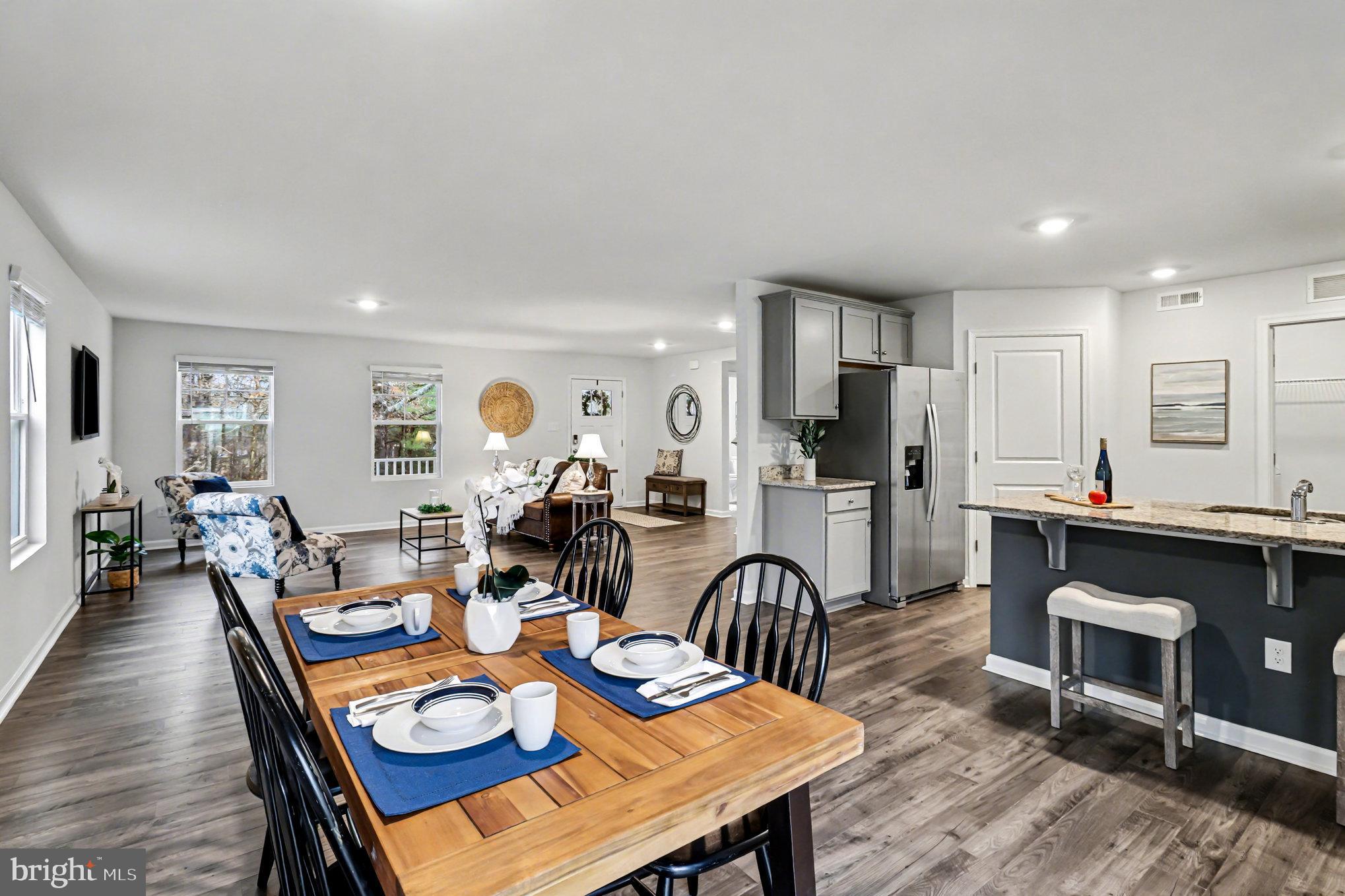 LADYSMITH VILLAGE - Residential