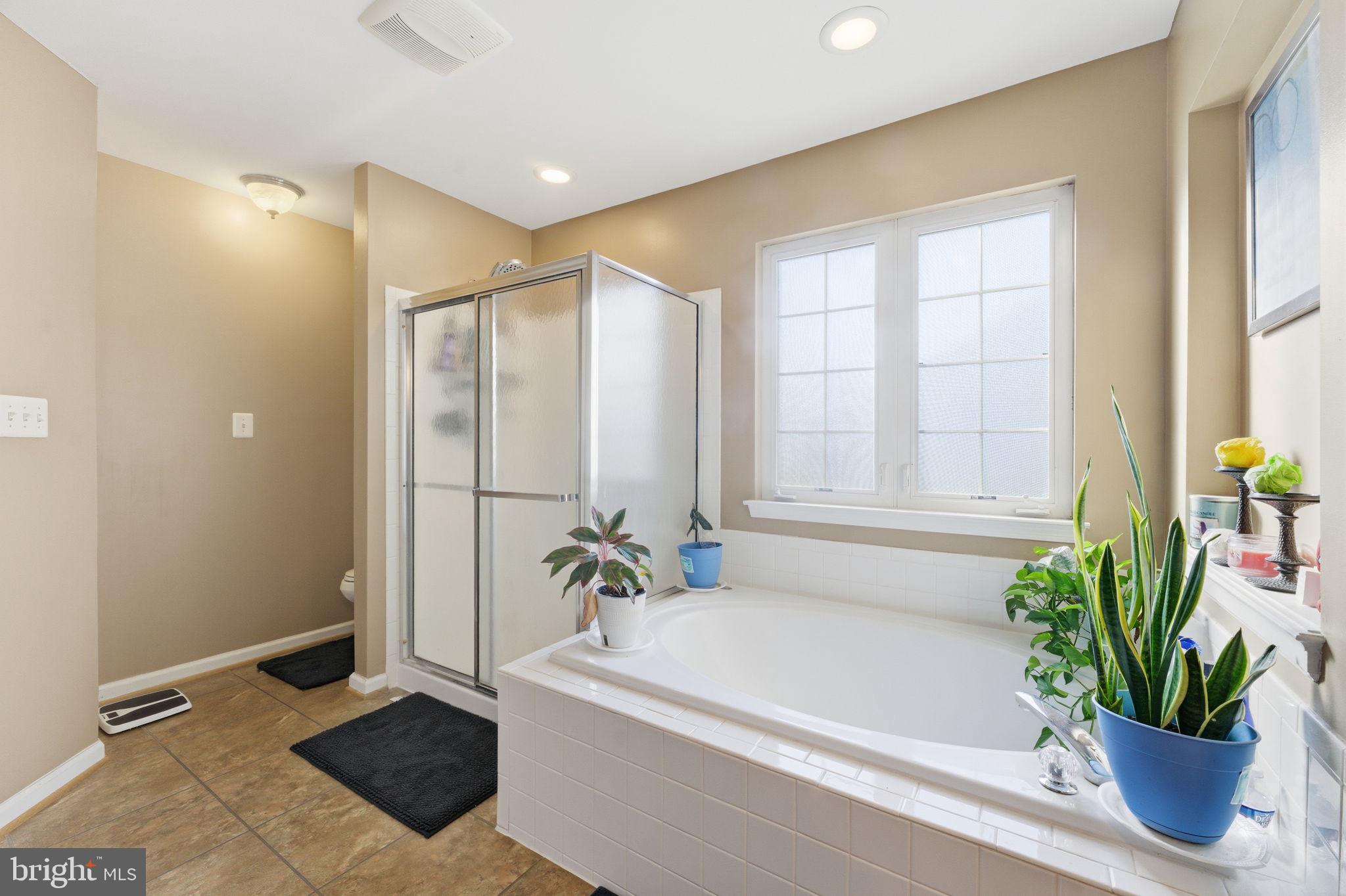 VILLAGES AT SAYBROOKE - Residential