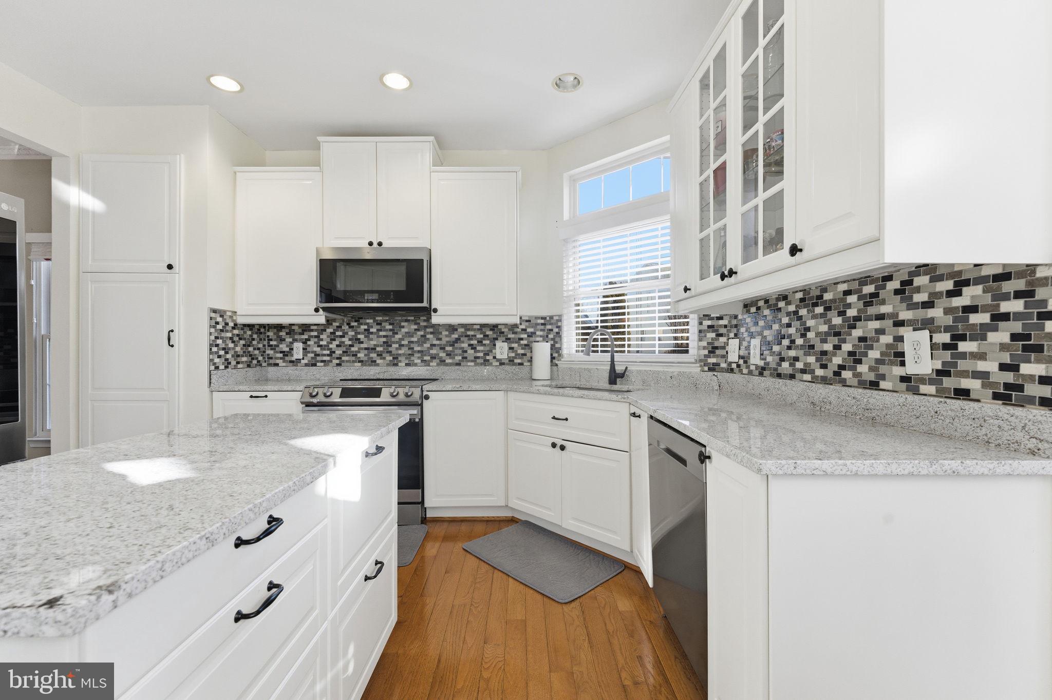 VILLAGES AT SAYBROOKE - Residential