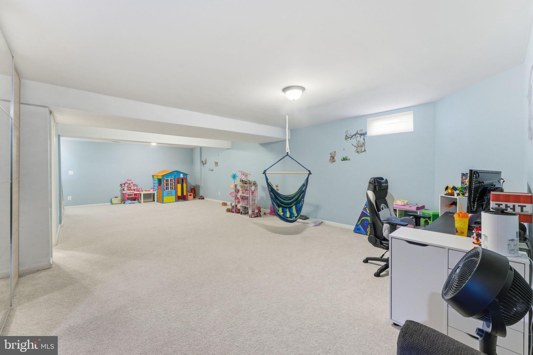 VILLAGES AT SAYBROOKE - Residential