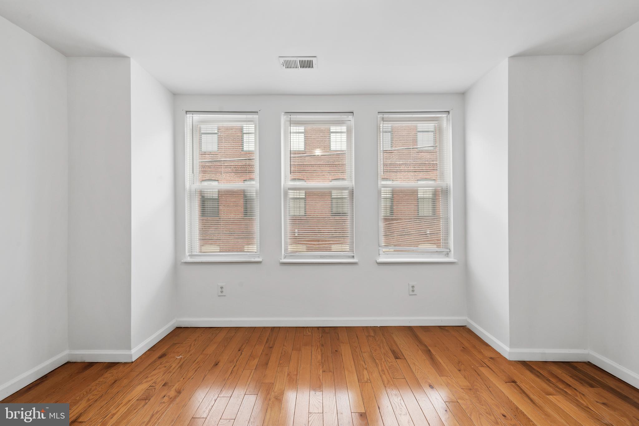 PORT RICHMOND - Residential