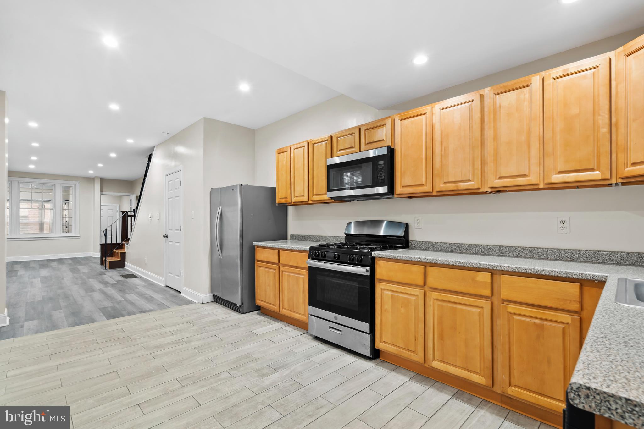 PORT RICHMOND - Residential