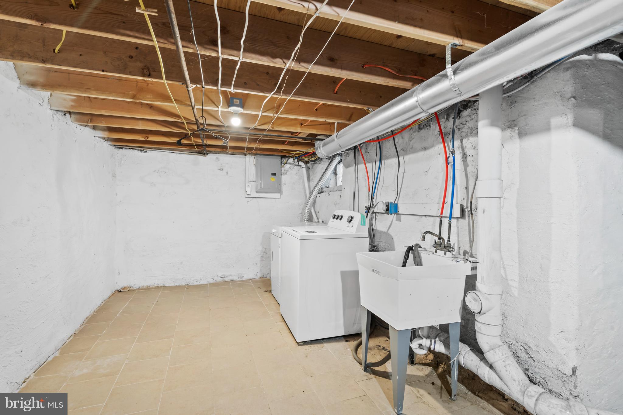 PORT RICHMOND - Residential