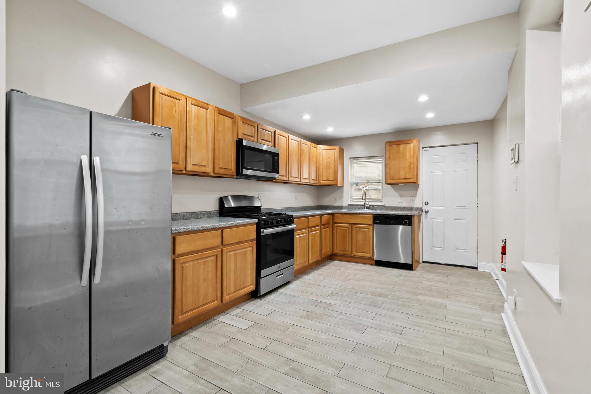 PORT RICHMOND - Residential