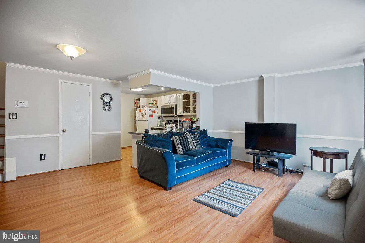 20216 GRAZING WAY