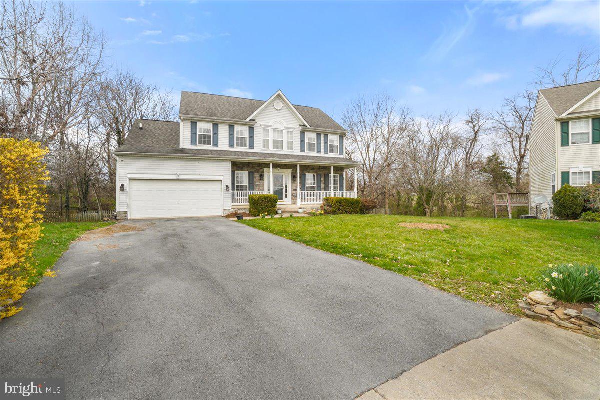 LOCUST HILL - Residential