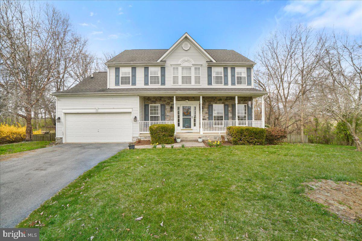 LOCUST HILL - Residential