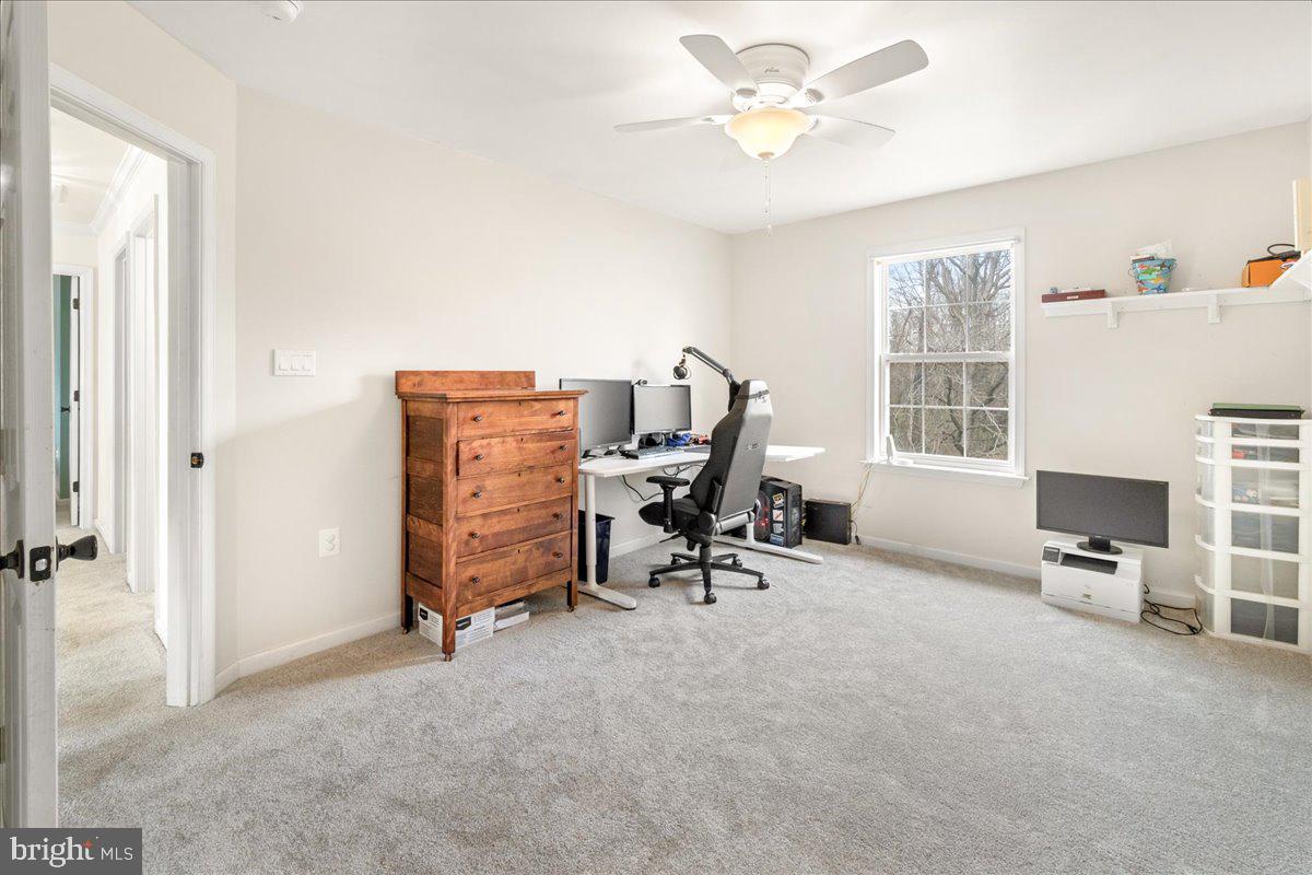 LOCUST HILL - Residential