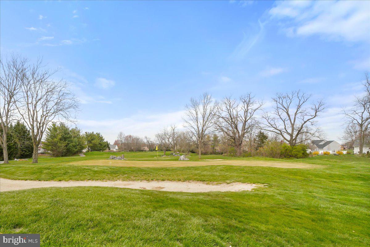 LOCUST HILL - Residential