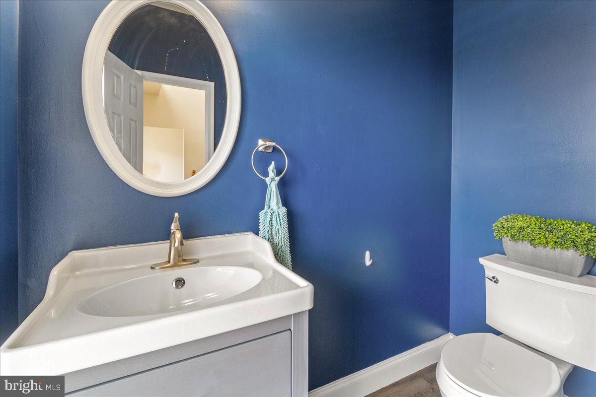 LOCUST HILL - Residential