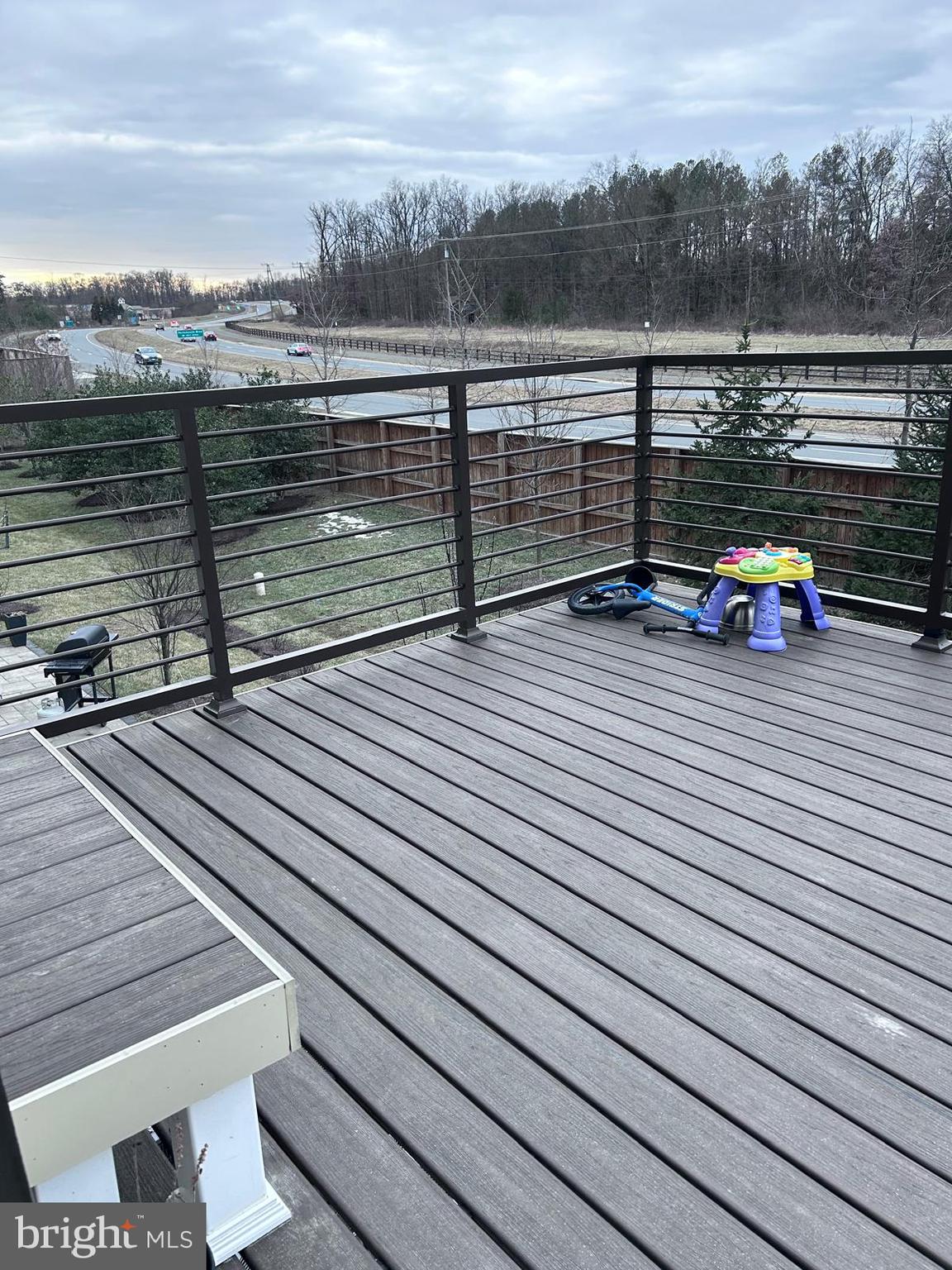 ASHBURN OVERLOOK - Residential Lease