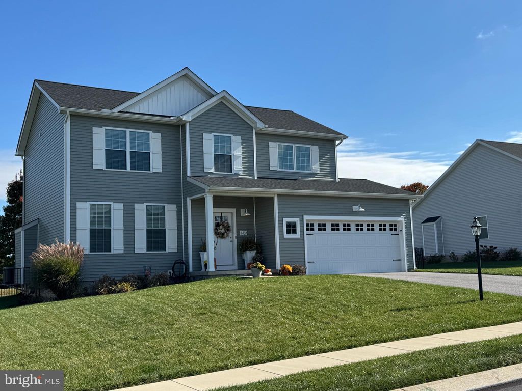 Photo of 1832 Buck Hill Drive, YORK, PA 17408 (MLS # PAYK2092480)