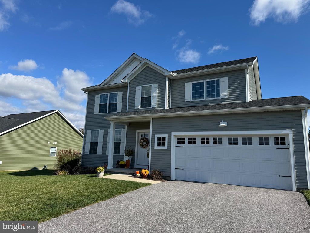 Photo of 1832 Buck Hill Drive, YORK, PA 17408 (MLS # PAYK2092480)