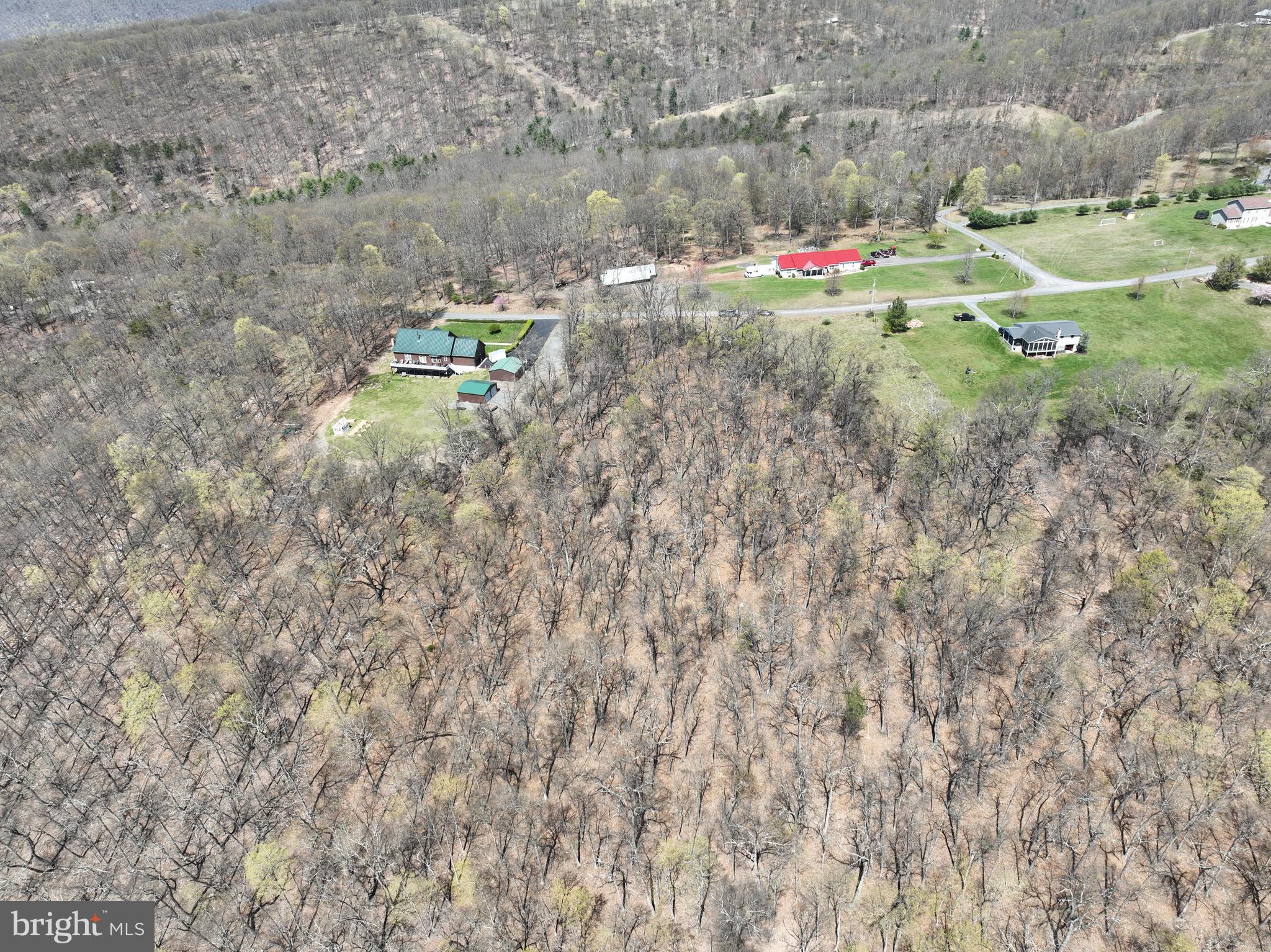 COMMUNITY KNOLLS - Land