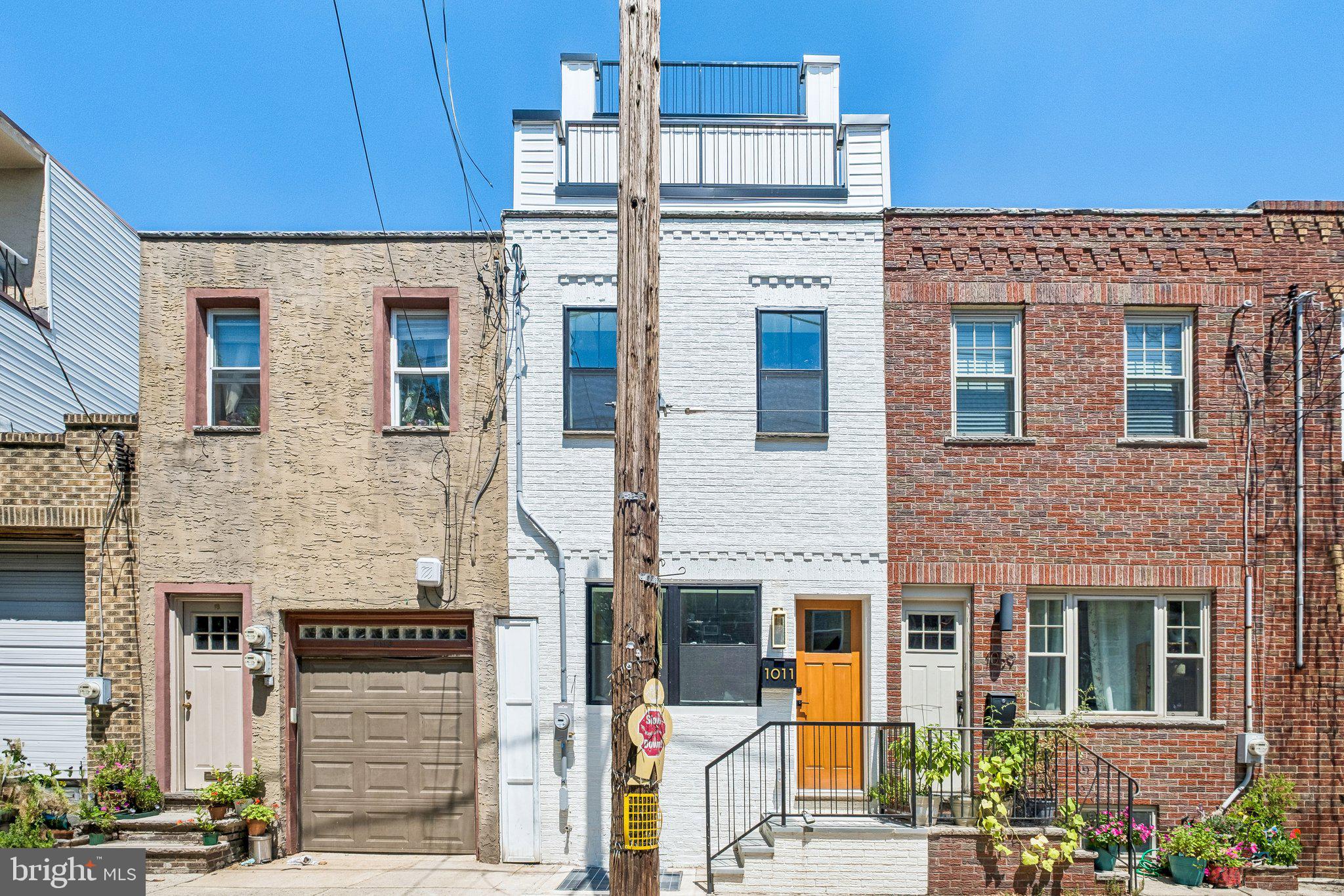 1011 MOUNTAIN STREET