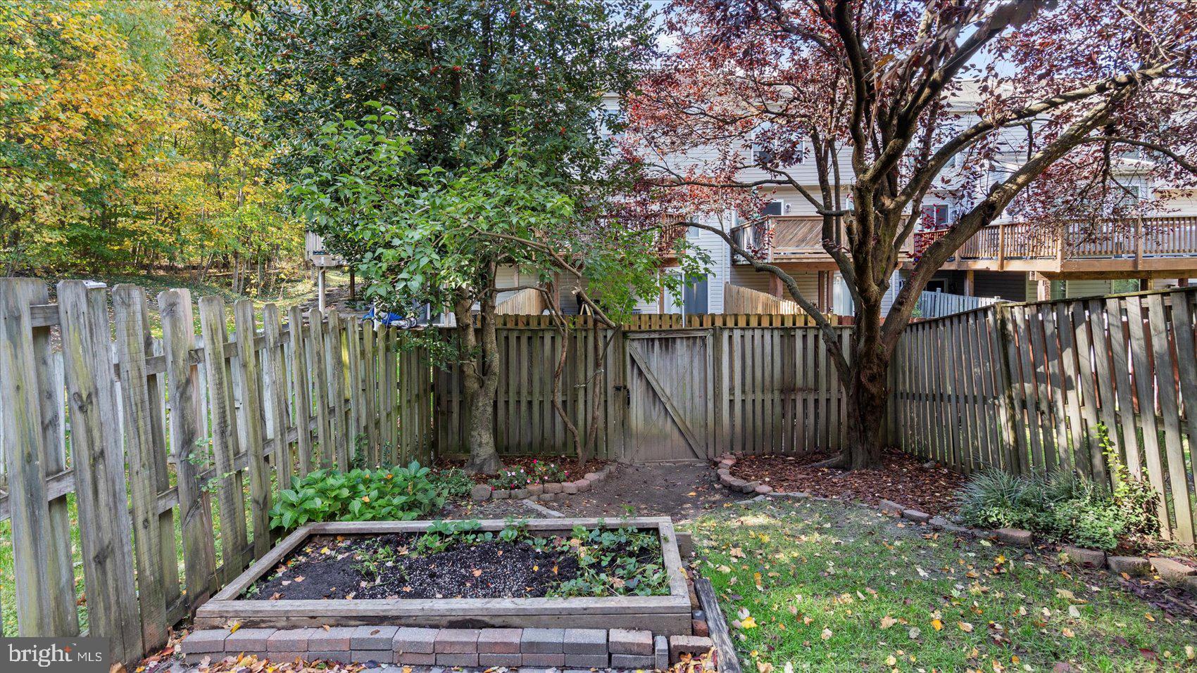 CASTLE STONE AT WHITE MARSH - Residential