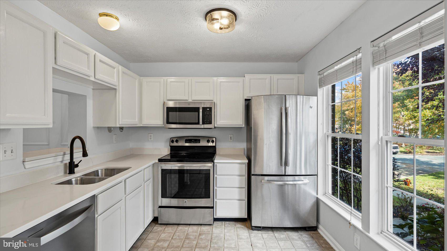 CASTLE STONE AT WHITE MARSH - Residential