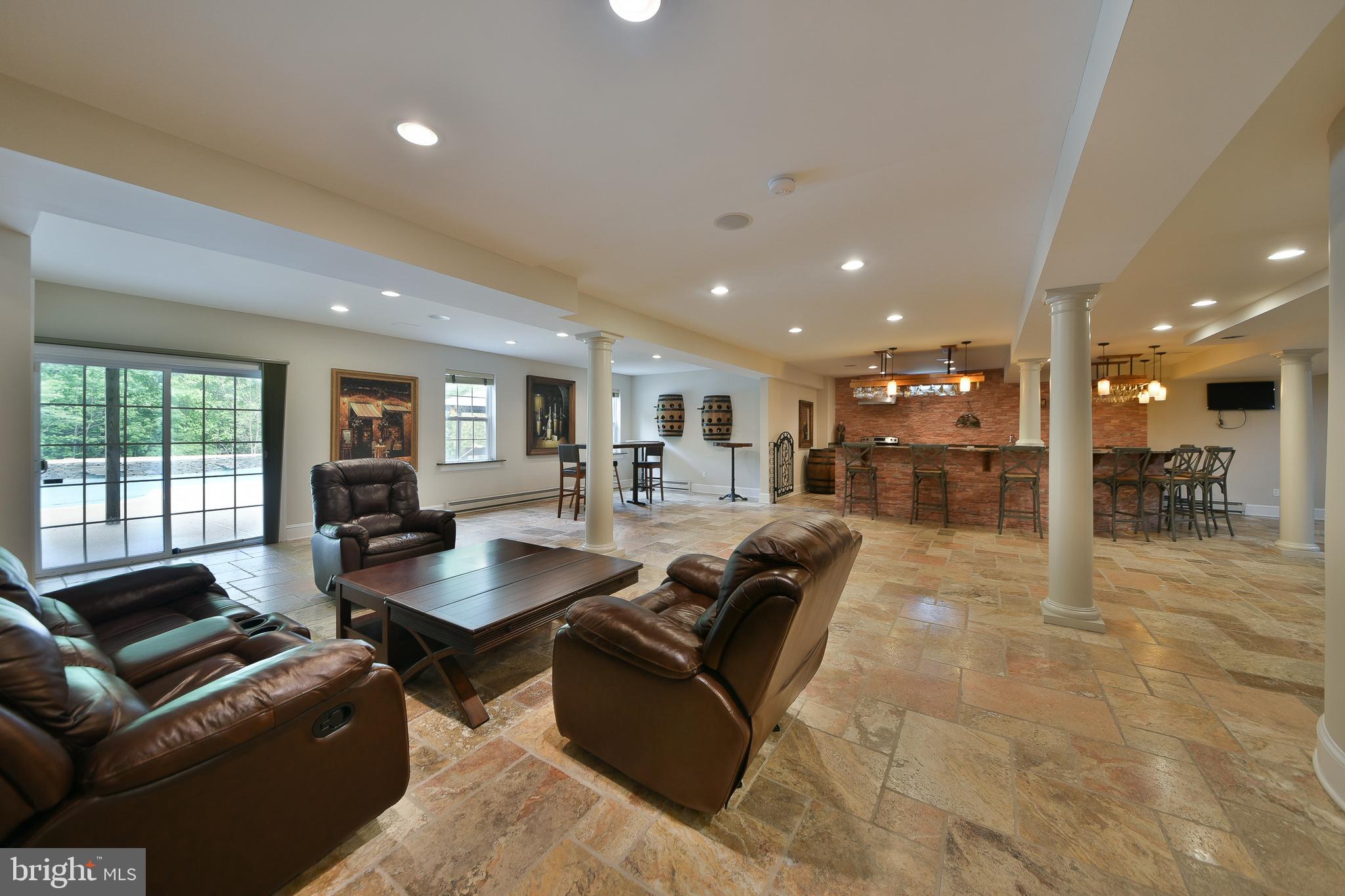 PRESERVE AT SQUIRE CHEYNEY FARM - Residential