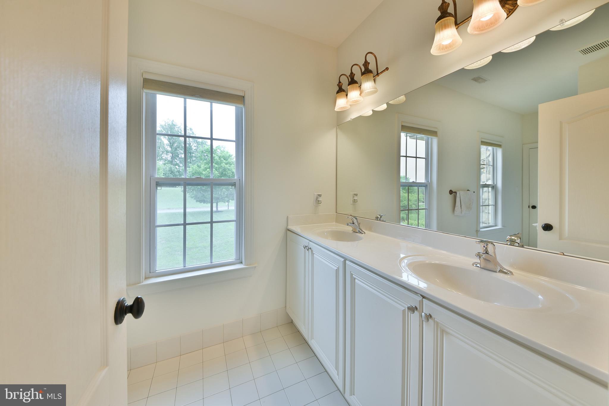 PRESERVE AT SQUIRE CHEYNEY FARM - Residential