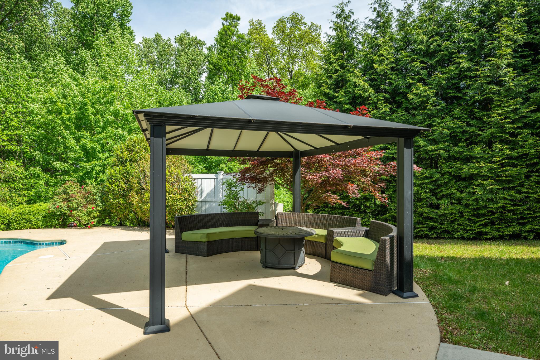 PRESERVE AT SQUIRE CHEYNEY FARM - Residential